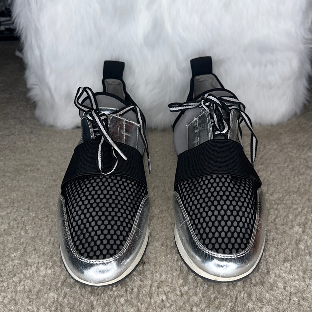 Steve Madden Sneakers